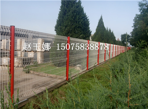 桃型柱護欄網，熔堅固美觀于一身的護欄網產品