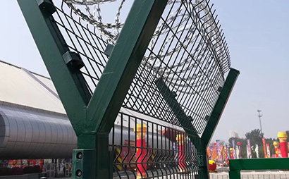 機(jī)場(chǎng)隔離網(wǎng)